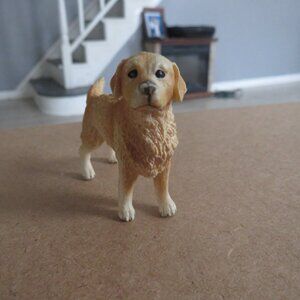 collectible Golden Retriever figurine produced by Schleich MODEL 73527